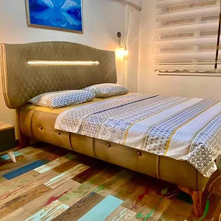 Licensed ,jazzy Class 3 Bedrooms Homes 100mb Wi-fi Apartment Antalya