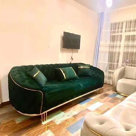Apartment Licensed ,jazzy Class 3 Bedrooms Homes 100mb Wi-fi *